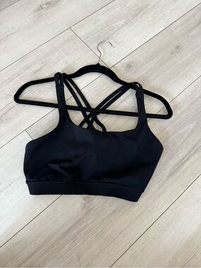 lululemon athletica Black Crisscross Strappy Sports Bra- energy bra